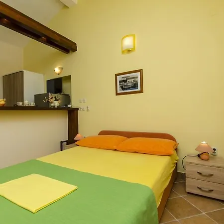 Suzana Guest house