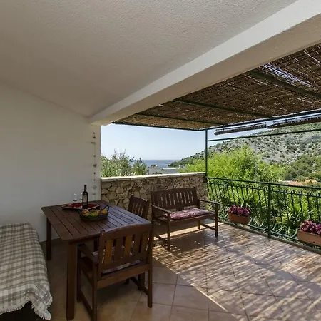 Suzana Guest house Razanj
